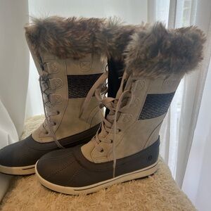 Women's Birch/Grey Northside Bishop Faux Fur Lined Boot Size: 9M